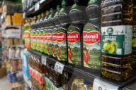 Barcelona - Spain removes the VAT on olive oil.