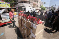 Gaza market brimming with goods