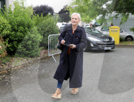 NEWS - Le-Pen-Schwester tritt bei Wahl in Frankreich an