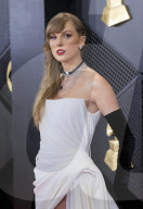 Grammy Awards 2024: RED CARPET