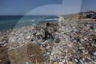 Health crisis in Gaza caused by uncollected garbage