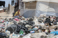 Health crisis in Gaza caused by uncollected garbage