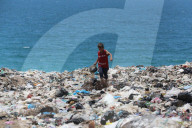 Health crisis in Gaza caused by uncollected garbage