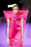 MODE - Paris Haute Couture Herbst/Winter 2024/2025: Viktor & Rolf