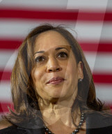 Kamala Harris campaigns in NH