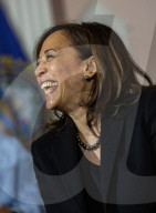 Kamala Harris campaigns in NH