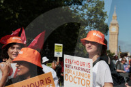 Junior doctors start a five-day strike