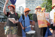 Junior doctors start a five-day strike