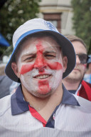 FUSSBALL - EURO 2024: Fanmärsche vor dem Spiel England - Schweiz in Düsseldorf