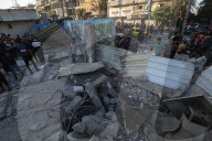 Israel targets Hamas hiding in UN school