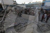 Israel targets Hamas hiding in UN school