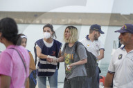 Sbarco di 107 immigrati tra cui 10 minori al porto di Crotone