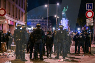 NEWS - Frankreich: Kundgebung auf dem Place de la Republique eskaliert zu nächtlichen Unruhen