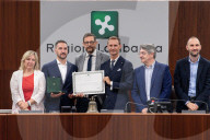 Premiazione delle squadre professionistiche lombarde in Consiglio Regionale della Lombardia