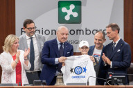 Premiazione delle squadre professionistiche lombarde in Consiglio Regionale della Lombardia