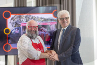 Presentazione di Un Sogno che viaggia su quattro ruote , Piano di espansione ed inclusione sociale per Pizzaut con Pwc