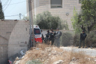 Israel demolishes Palestinian building near Hebron