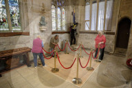 Explorer 'who named Australia' Matthew Flinders to be reburied in Lincolnshire village where he was born.