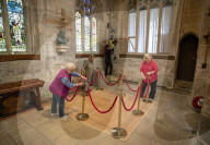 Explorer 'who named Australia' Matthew Flinders to be reburied in Lincolnshire village where he was born.