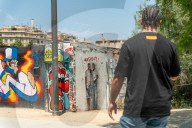 Barcelona, TV Boy makes a mural of Yamal and Williams