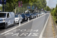 SPORT -  Paris 2024: Eine reservierte Fahrspur ausschließlich für Fahrzeuge der olympischen Spiele