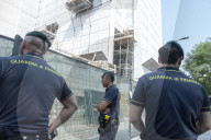 Parco delle Cave, Complesso residenziale Lac. Sequestro del cantiere