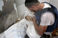 Gaza journalist mourns death of his sister and her daughter