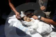 Gaza journalist mourns death of his sister and her daughter