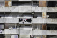 Scampia, Napoli - Crollo di una passerella pedonale almeno 2 morti e 13 feriti