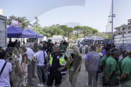 Scampia, Napoli - Crollo di una passerella pedonale almeno 2 morti e 13 feriti