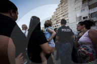 Napoli, crolla ballatoio a Scampia: il giorno dopo