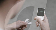 Anti-snoring device uses a tongue muscles trainer