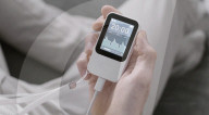 Anti-snoring device uses a tongue muscles trainer