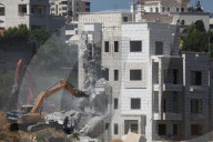 Israeli army demolish West Bank house 