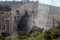 Israeli army demolish West Bank house 