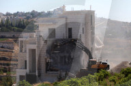 Israeli army demolish West Bank house 