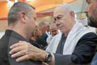 Netanyahu visits site of rocket strike