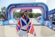 Tom Pidcock wins gold