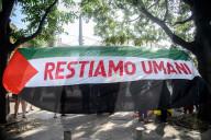 Manifestazione di associazioni filo palestinesi per il boicottaggio della casa farmaceutica israeliana TEVA