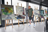 Art class for UNBROKEN Center patients in Lviv
