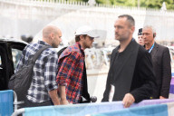 Paris 2024 - Ryan Gosling, Eva Mendes And Daughters Arrive At Bercy Arena