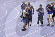 Noah Lyles wins 100-M Gold at Paris Olympics