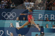 Simone Biles wins silver in floor exercise