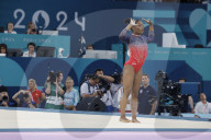Simone Biles wins silver in floor exercise