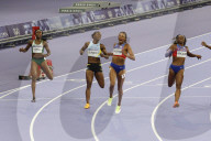 Gabby Thomas wins gold in women's 200m at Olympics