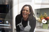 Kamala Harris cooks Thanksgiving dinner for the cameras
