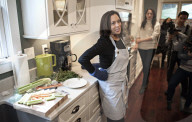 Kamala Harris cooks Thanksgiving dinner for the cameras