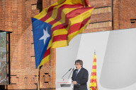Barcelona_Institutional event near the Parliament of Catalonia to receive Carles Puigdemont.