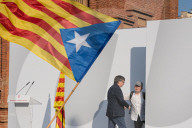 Barcelona_Institutional event near the Parliament of Catalonia to receive Carles Puigdemont.