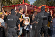 Barcelona_ Tension around the Parliament due to the presence of Spanishist groups.